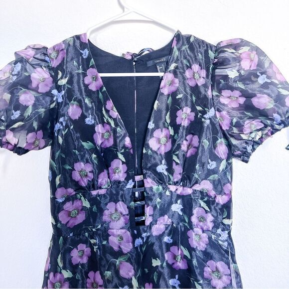 Forever 21 Women's Black Floral Mini Dress with Bell Sleeves size Small - Picture 3 of 5